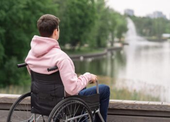 a imagem ilustra o que é capacitismo