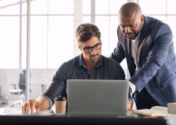 Avaliação de desempenho por competências: como aplicar com funcionários PCD?