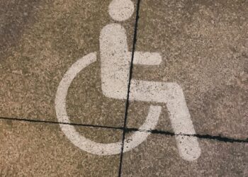 Vale a pena contratar uma consultoria para contratar pessoas com deficiência?