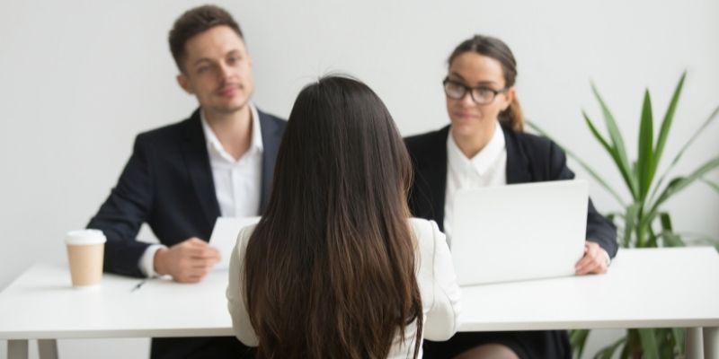 Entenda a importância de promover um processo seletivo inclusivo para atrair candidatos PCDs