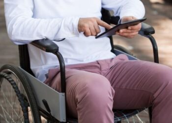 Como uma pessoa com deficiência pode lidar com o preconceito no local de trabalho?