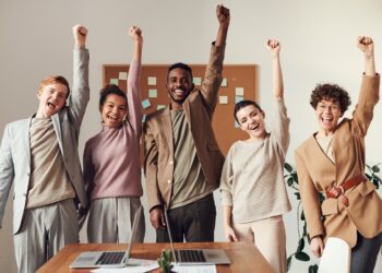 Saiba  como promover a equidade de gênero para ter uma empresa inclusiva