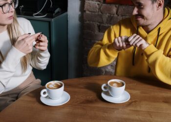 9 erros que muitas pessoas cometem ao se dirigir a pessoas com deficiência