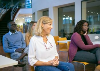 7 temas para palestras sobre inclusão: capacite e dialogue com seus funcionários