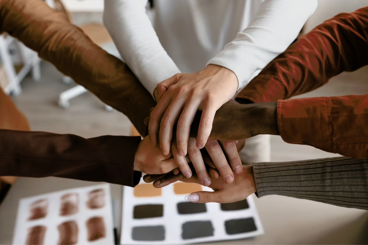 Como trabalhar a cultura da empresa para ser mais inclusiva e diversa no dia a dia?