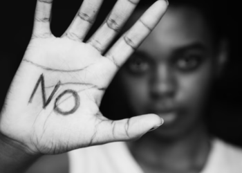 Entenda a importância de combater o preconceito estrutural na empresa