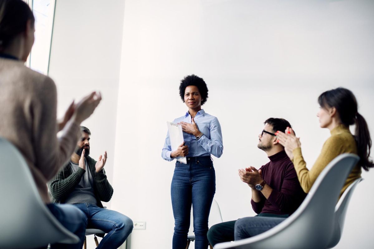 Dicas de treinamento comportamental para educar seus funcionários sobre diversidade e inclusão