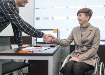 Como avaliar as soft skills de pessoas com deficiência no processo de contratação?