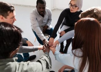 Criatividade e respeito: Diferentes faces das atividades para inclusão