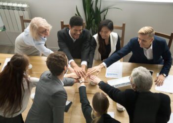 Avaliação de clima organizacional: como avaliar o nível de inclusão e diversidade na empresa?